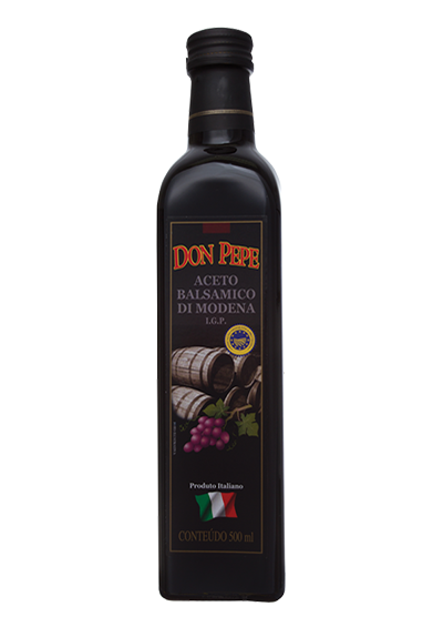 O Aceto Balsâmico é um vinagre de origem italiana que carrega um arrojado e fino sabor para complementar o gosto de diversos pratos sofisticados.
